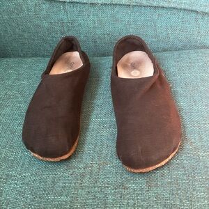 OTZ Shoes Size 38 Black Linen Unisex Slip On CORKlite Authentic Moc.